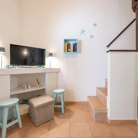 בית נופש Casa Ai Mandorli By Interhome