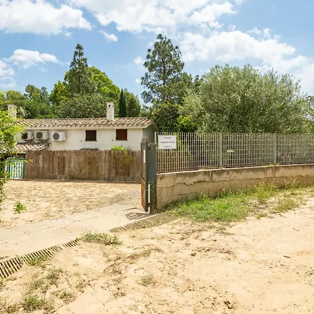 בית נופש Casa Ai Mandorli By Interhome *